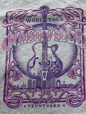 Nashville Tennessee Preowned Small T-shirt
